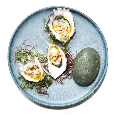 restaurant central west end|yellowbelly restaurant central west end.